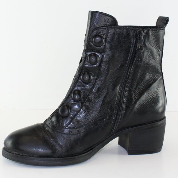 Miz Mooz Jozie Button Leather Booties Womens (EU 39/US 8.5) - Picture 4 of 11